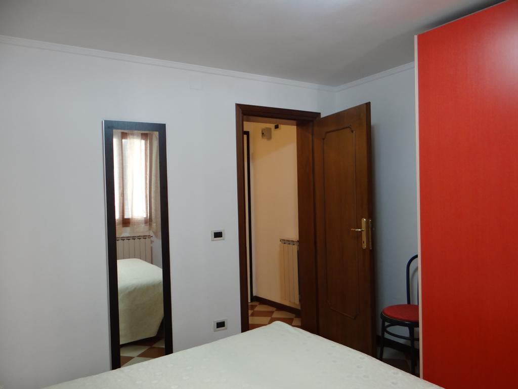 Appartamento Al Ghetto Vecchio Venetië Kamer foto